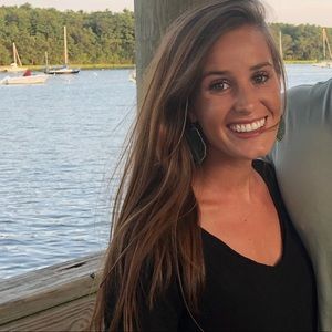 Meet your Posher, Madeline